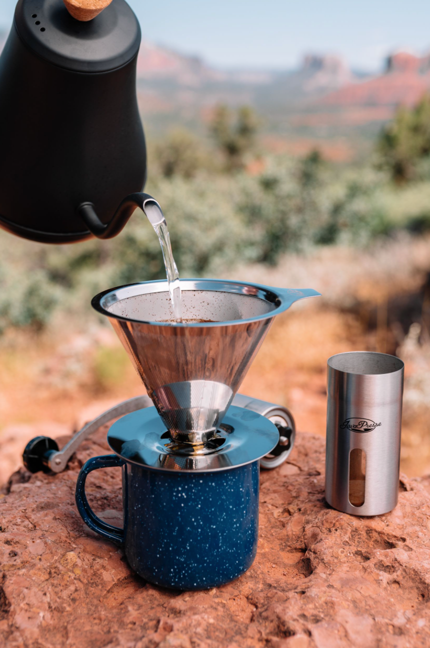 Comparing paper and metal filters for V60 pour over coffee